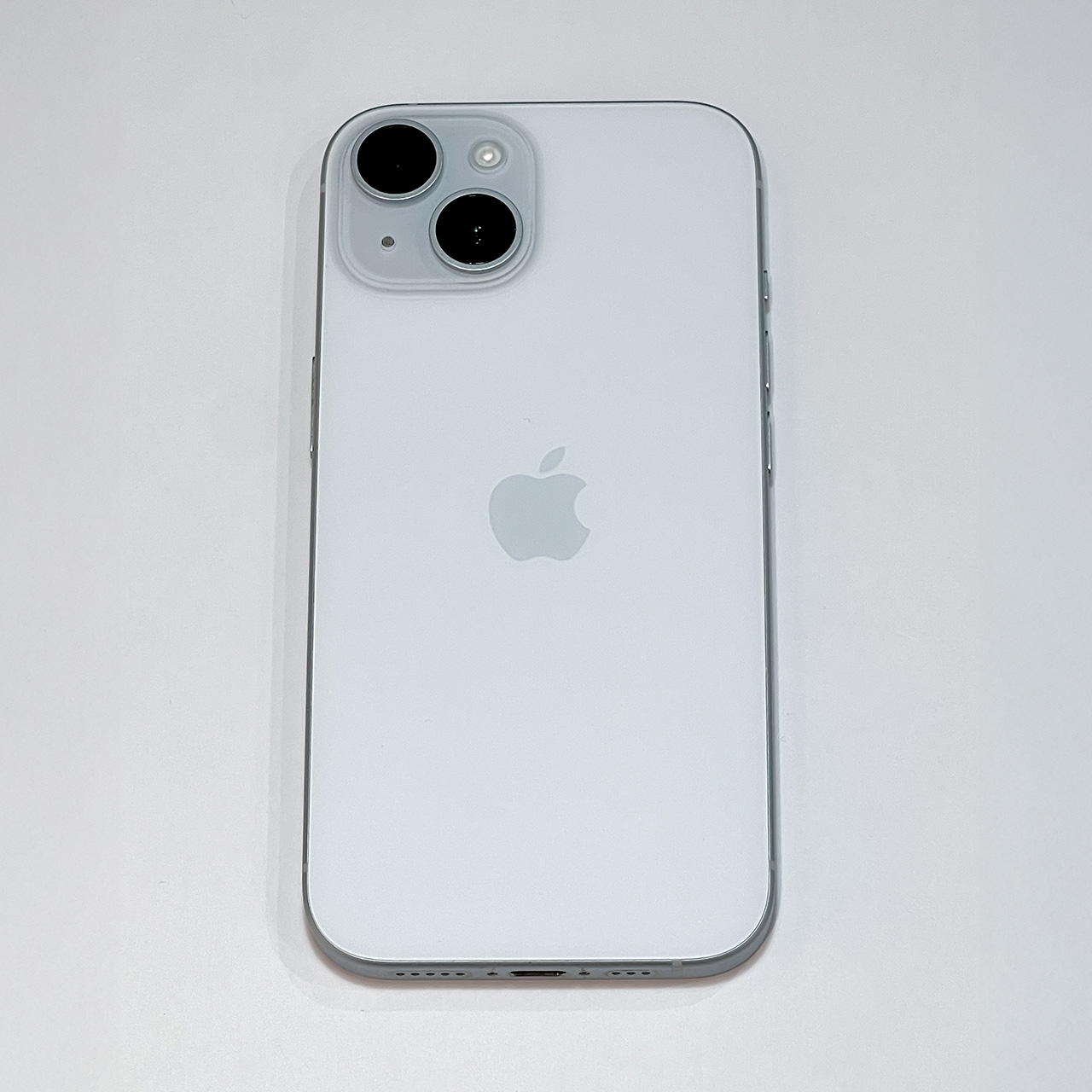 iPhone15　128GB　MTML3／J型
